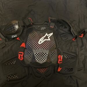 Alpinestars A-10 V2 Full Chest Protector MD-LG